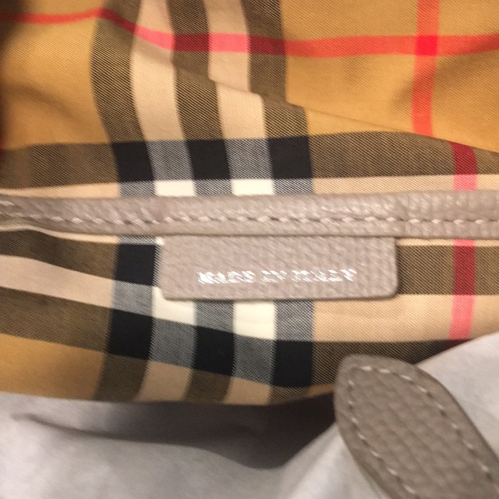 Burberry Banner Medium Handbag - Picture 5 of 12